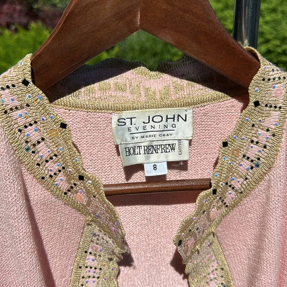 St John evening - 2 piece pink knit with bejewelled accents - Picture 3 of 7